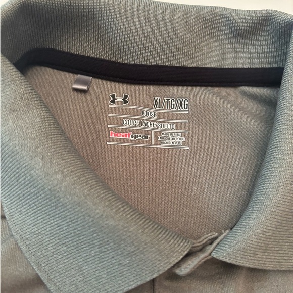 Under Armour HeatGear Polo Shirt XL Gray Loose Fit Patriotic Flag Sleeve - Picture 3 of 5